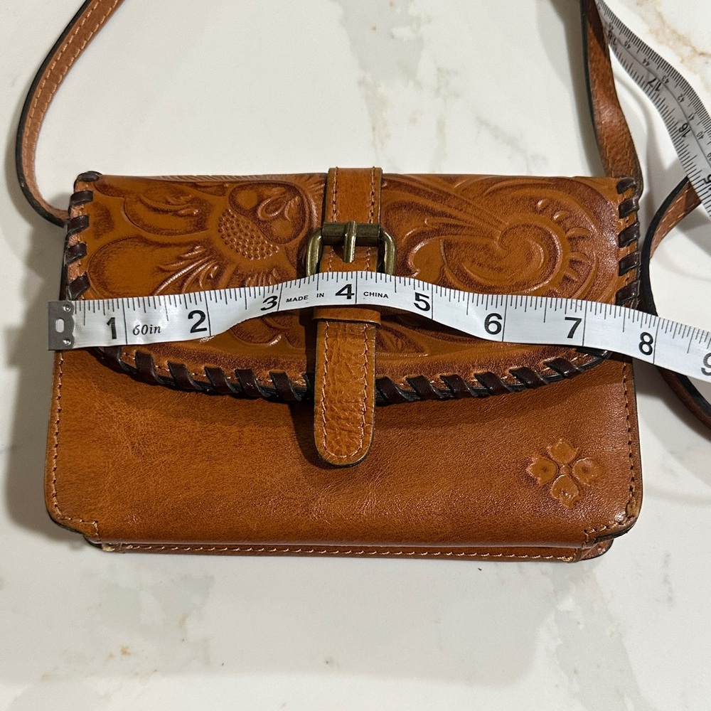 Patricia Nash Tooled Leather Crossbody Bag in Warm Brown - Picture 11 of 13